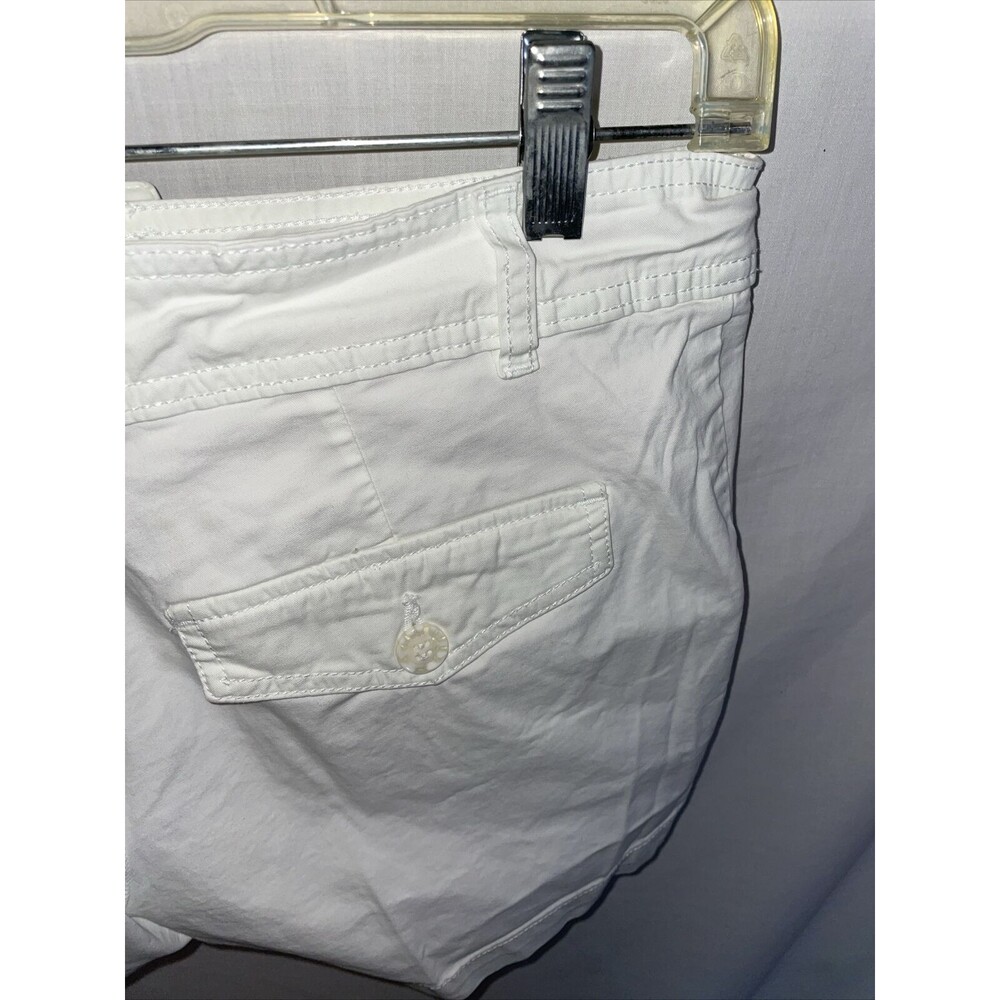 Falls Creek Sport Shorts Women's Size 6 White Zip Fly Pockets Belt Loops - Picture 10 of 12